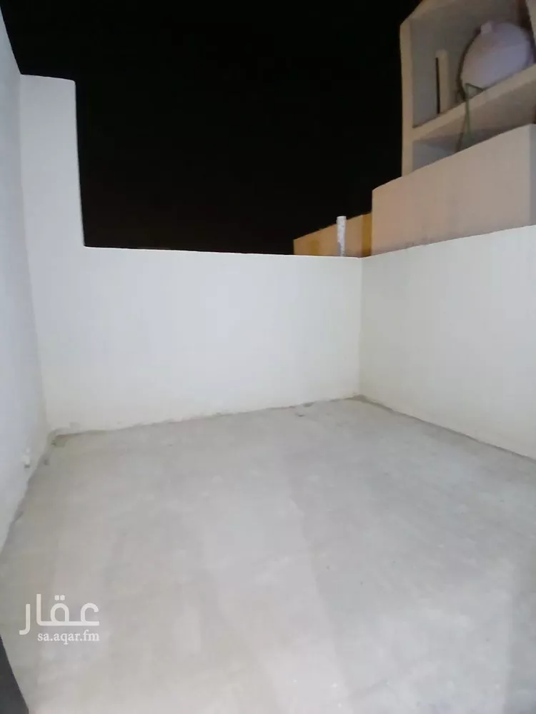 شقة للبيع في شارع حسن بن عبدالباقي, حي الرمال, مدينة الرياض, منطقة الرياض