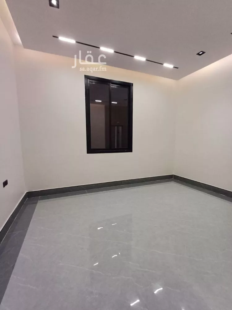 فيلا للبيع في شارع إبرهيم بن علي العياشي, حي الرمال, مدينة الرياض, منطقة الرياض صورة 2