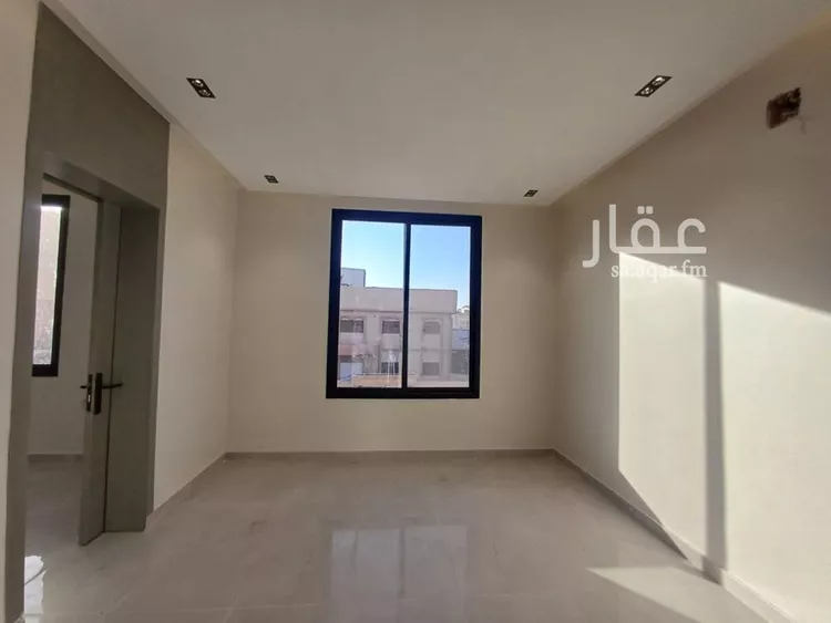 دور للبيع في شارع الأصيلي, حي النظيم, مدينة الرياض, منطقة الرياض