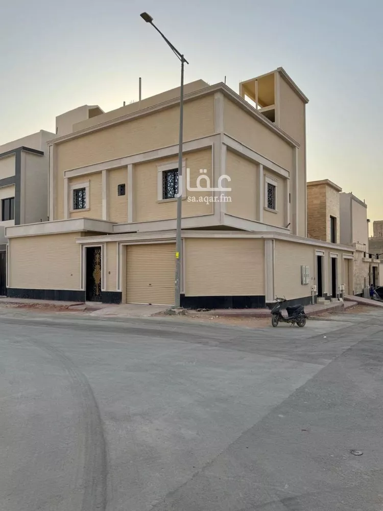 دور للبيع في شارع الدائري الثالث, حي النظيم, مدينة الرياض, منطقة الرياض صورة 4