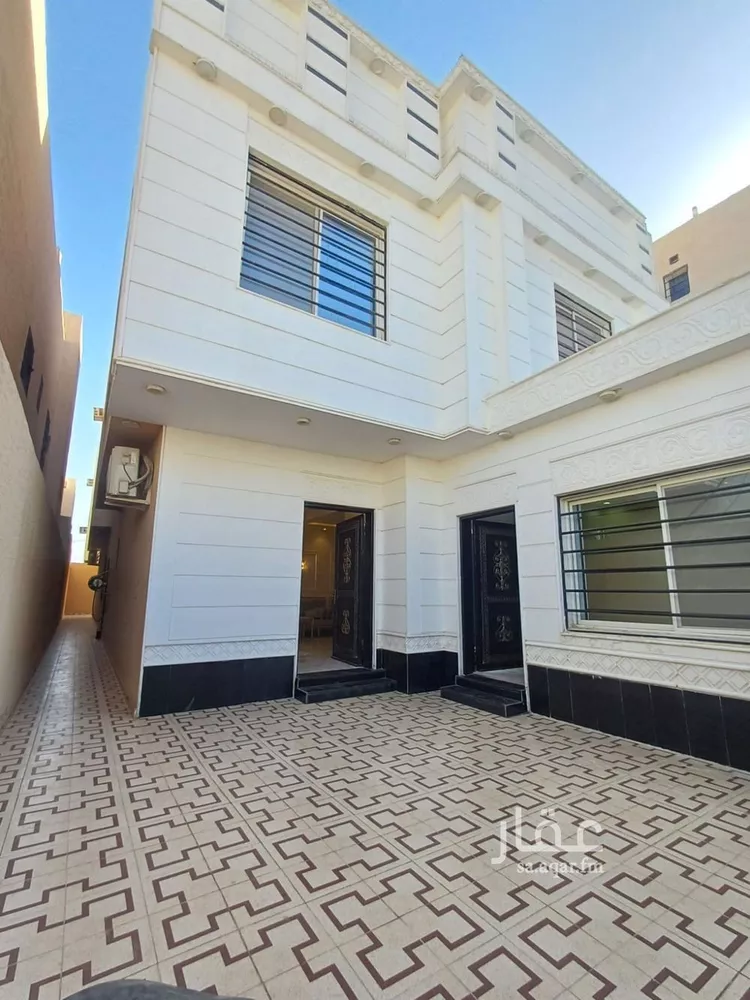 فيلا للبيع في شارع محمد بن محمد البلقيني, حي الرمال, مدينة الرياض, منطقة الرياض صورة 2