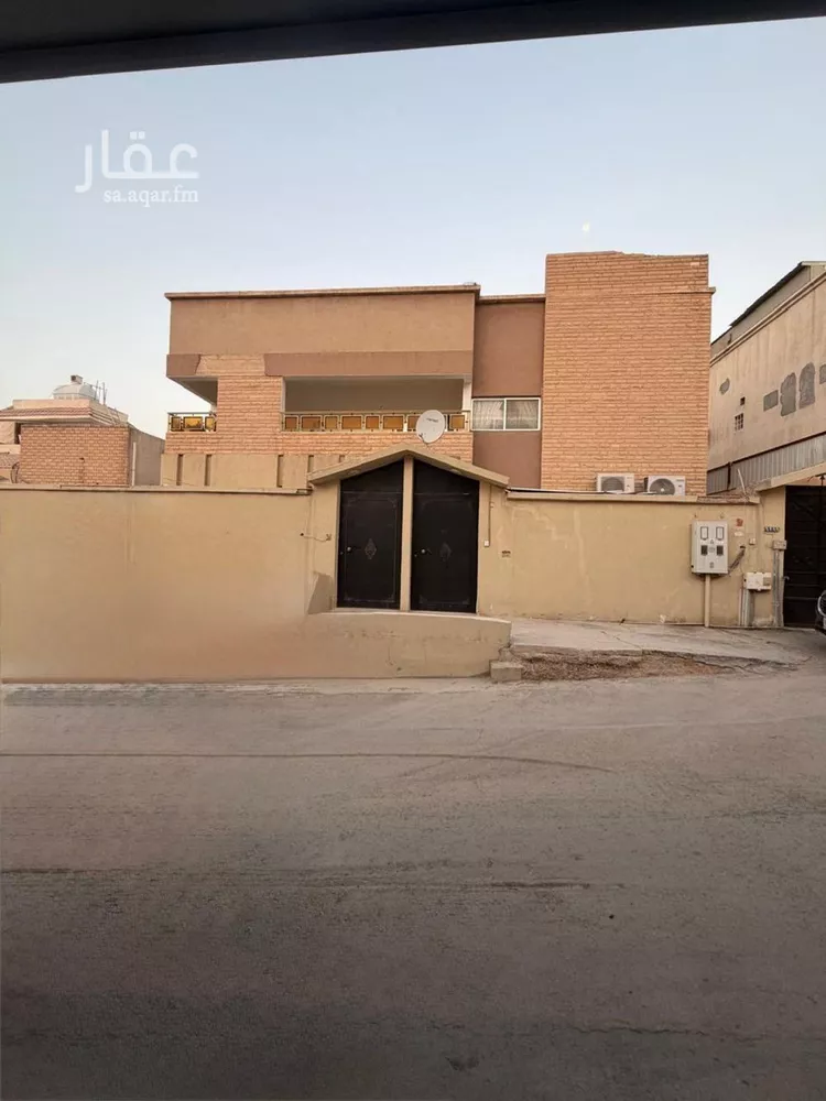 فيلا للبيع في شارع ابن الحداد, حي الملك فهد, مدينة الرياض, منطقة الرياض صورة 2