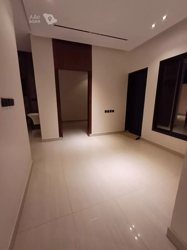 دور للبيع في شارع يوسف اللخمي, حي الرمال, مدينة الرياض, منطقة الرياض 15