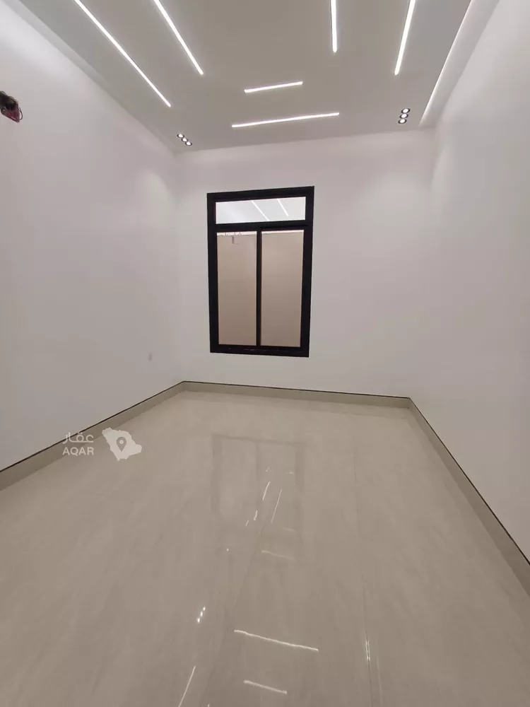 Floor for Sale in Riyadh An Nadhim 12