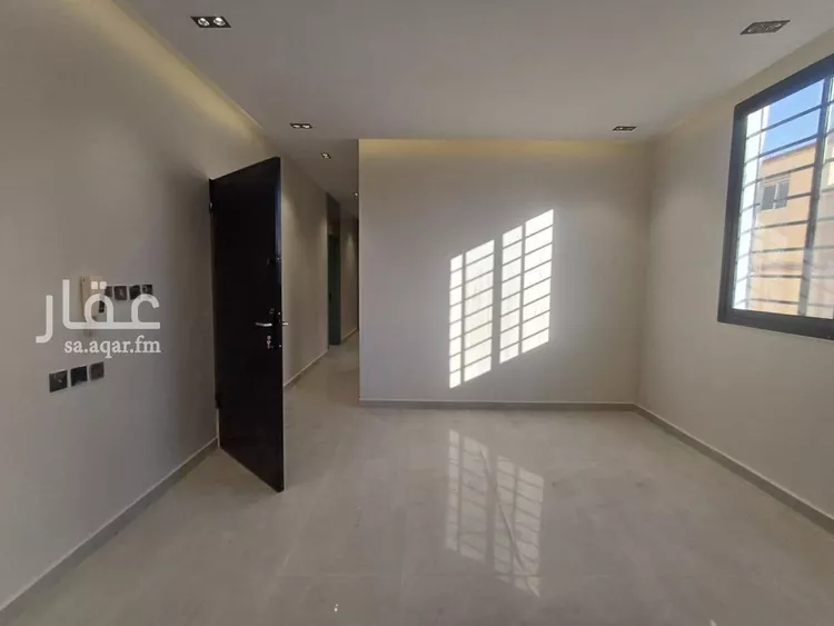 دور للبيع في شارع الحرف, حي النظيم, مدينة الرياض, منطقة الرياض صورة 2