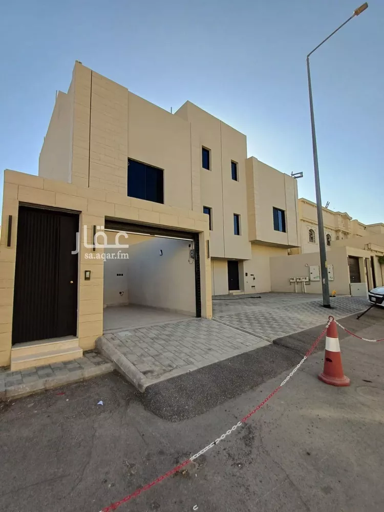 دور للبيع في شارع الشريف الكحال, حي الرمال, مدينة الرياض, منطقة الرياض صورة 2