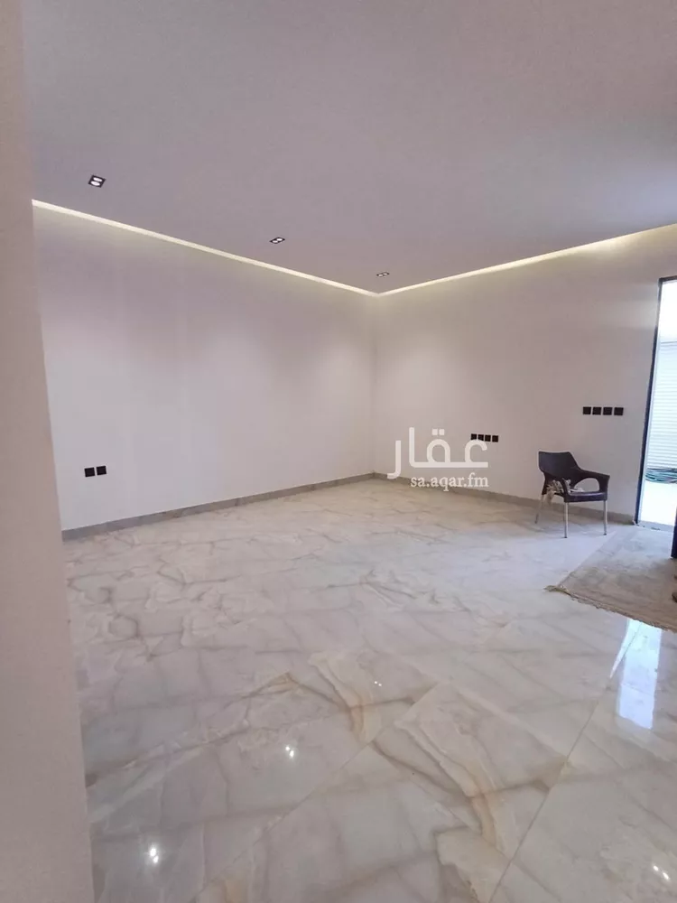 دور للبيع في شارع يحيى الفرضي, حي الرمال, مدينة الرياض, منطقة الرياض 8