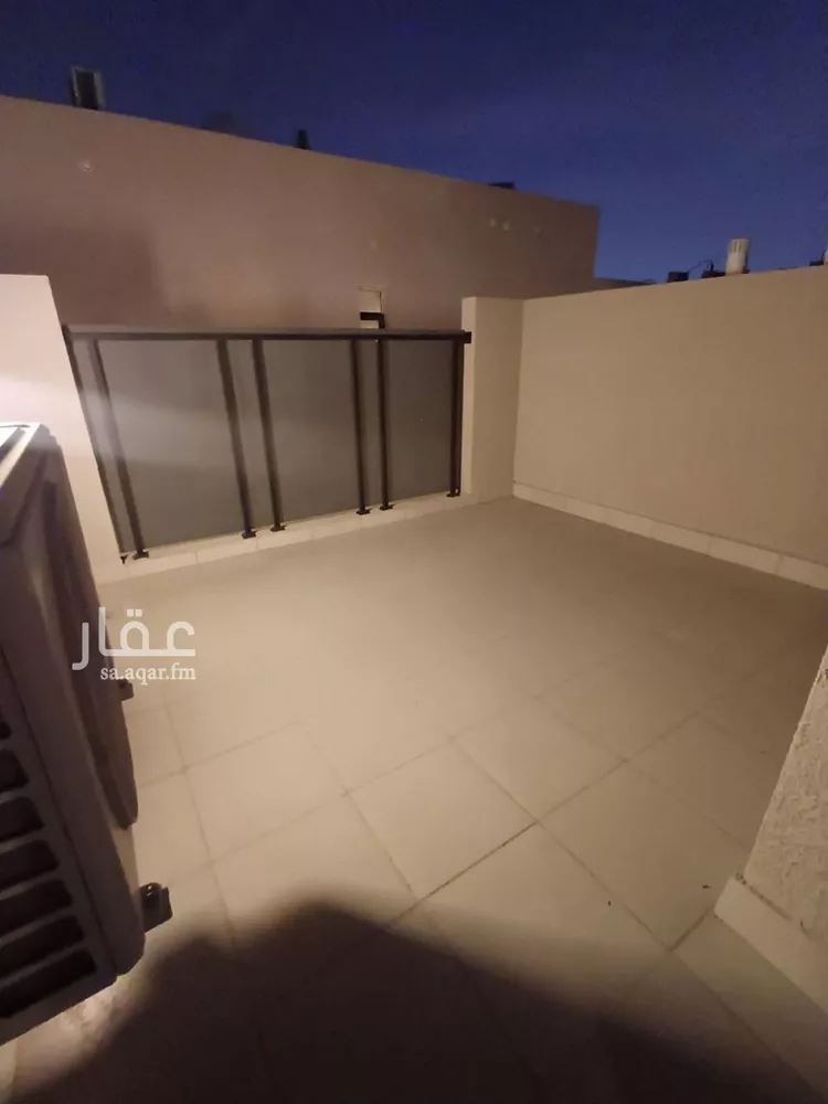 فيلا للبيع في شارع ثابت النحوي, حي الرمال, مدينة الرياض, منطقة الرياض 15