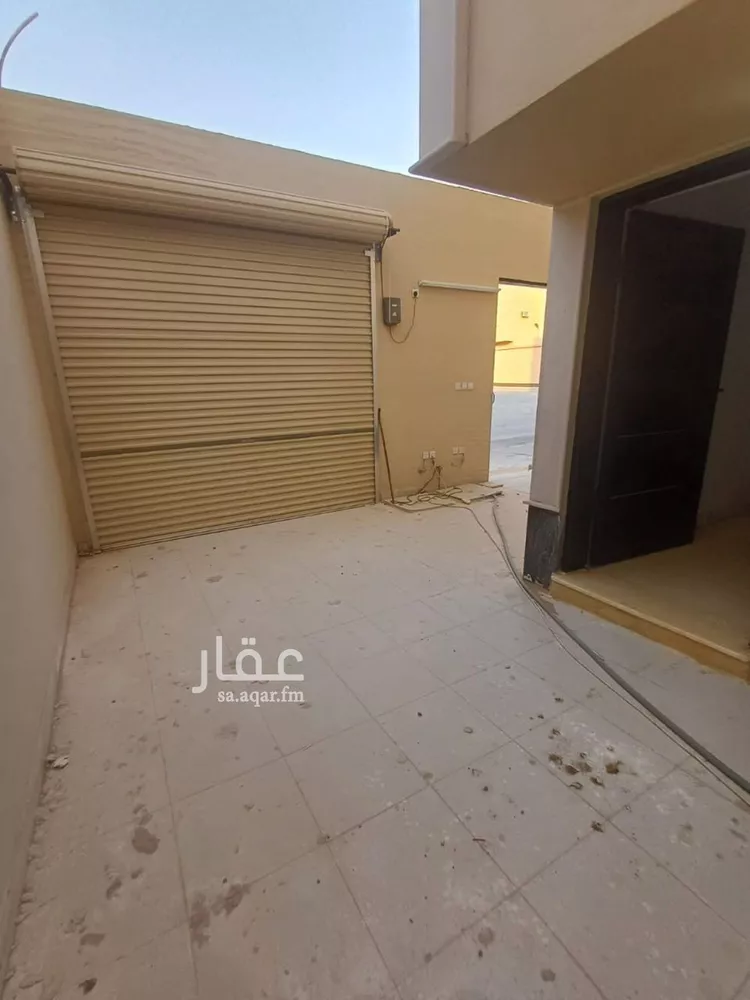 دور للبيع في شارع الدائري الثالث, حي النظيم, مدينة الرياض, منطقة الرياض صورة 2