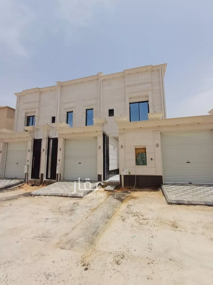 فيلا للبيع في شارع 54 البرية, حي البرية, مدينة الرياض, منطقة الرياض 1 صورة