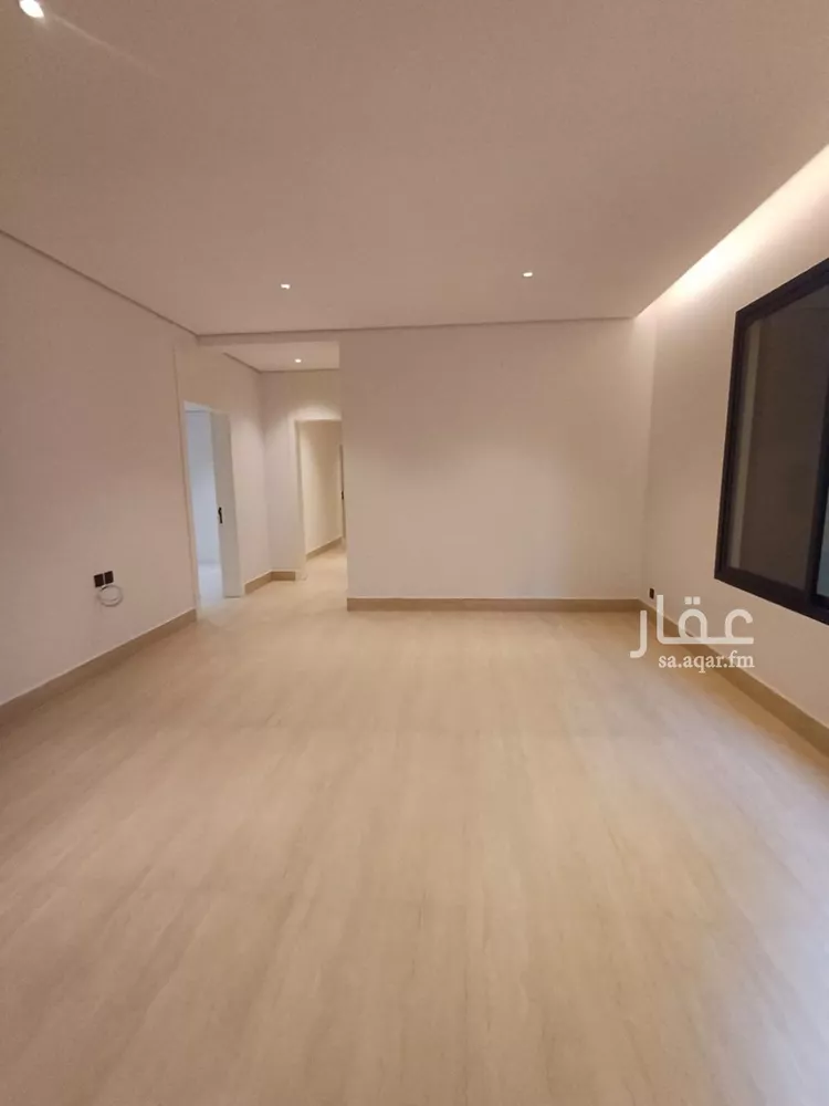 Floor for Sale in Riyadh Ash Sharq 6