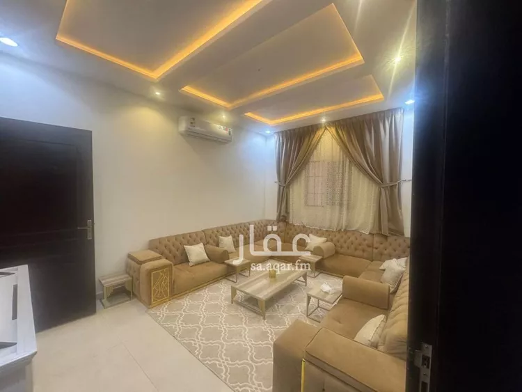 فيلا للبيع في شارع حمزة بن القاسم, حي الرمال, مدينة الرياض, منطقة الرياض 9