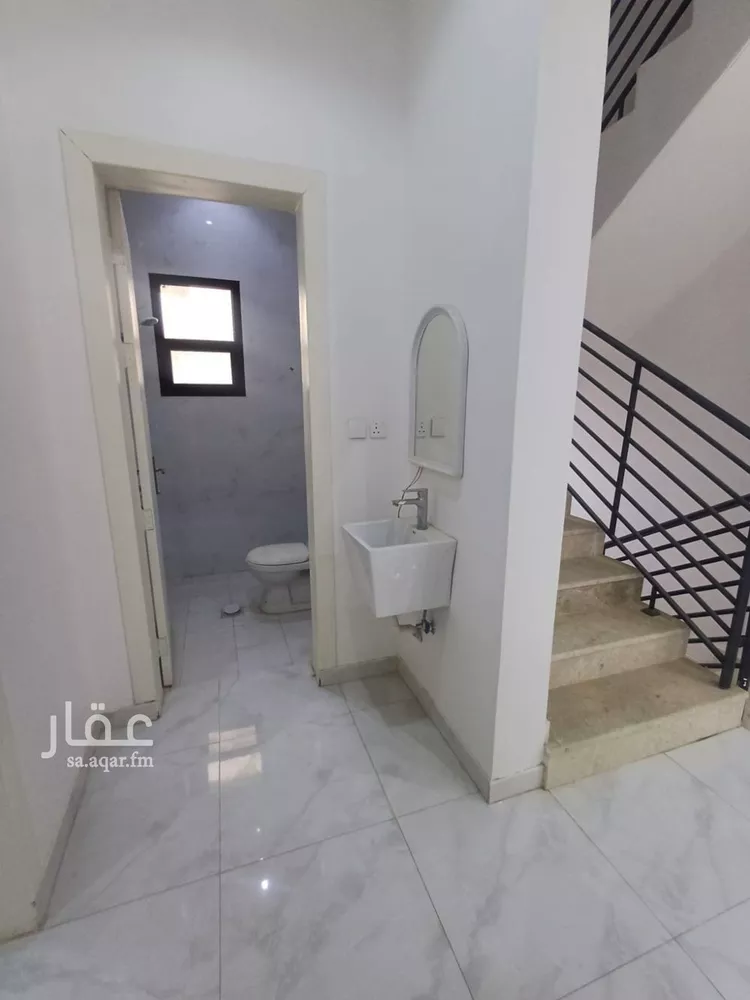 Villa for Sale in Riyadh Al Janadriyah 17