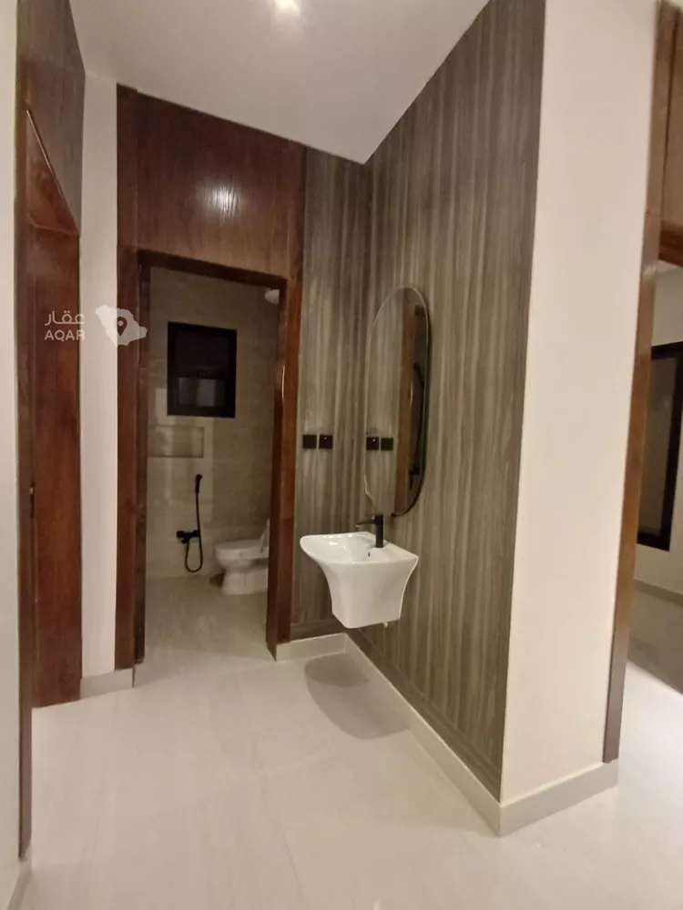 دور للبيع في شارع يوسف اللخمي, حي الرمال, مدينة الرياض, منطقة الرياض 5