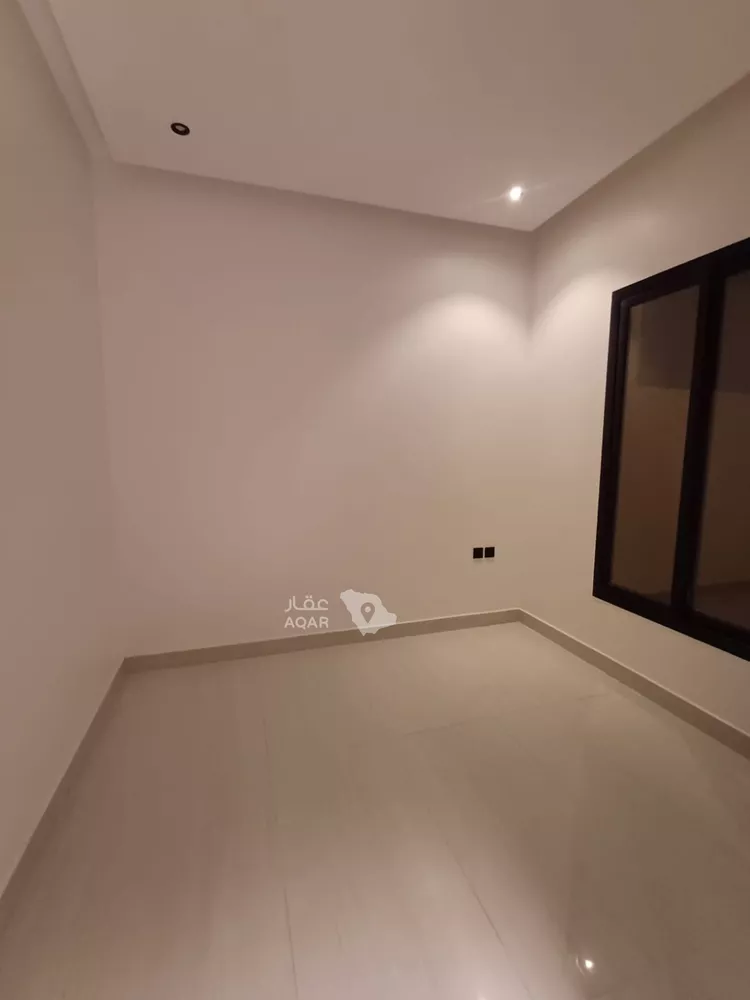دور للبيع في شارع يوسف اللخمي, حي الرمال, مدينة الرياض, منطقة الرياض 18