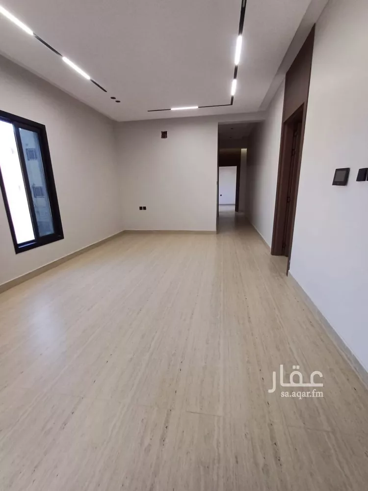 دور للبيع في شارع الشريف الكحال, حي الرمال, مدينة الرياض, منطقة الرياض 10