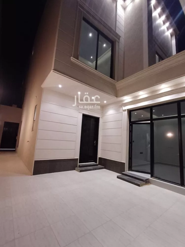 دور للبيع في شارع عبدالله العنبري, حي الرمال, مدينة الرياض, منطقة الرياض صورة 2