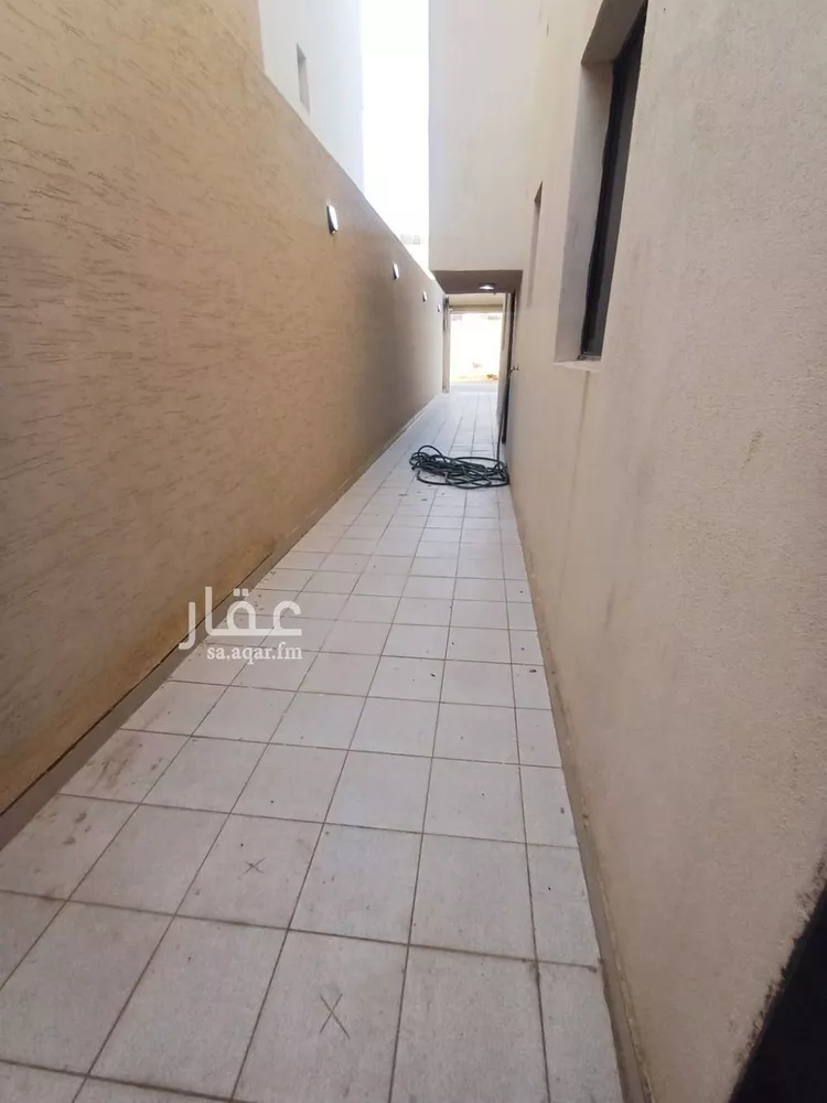 Villa for Sale in Riyadh Al Janadriyah 9