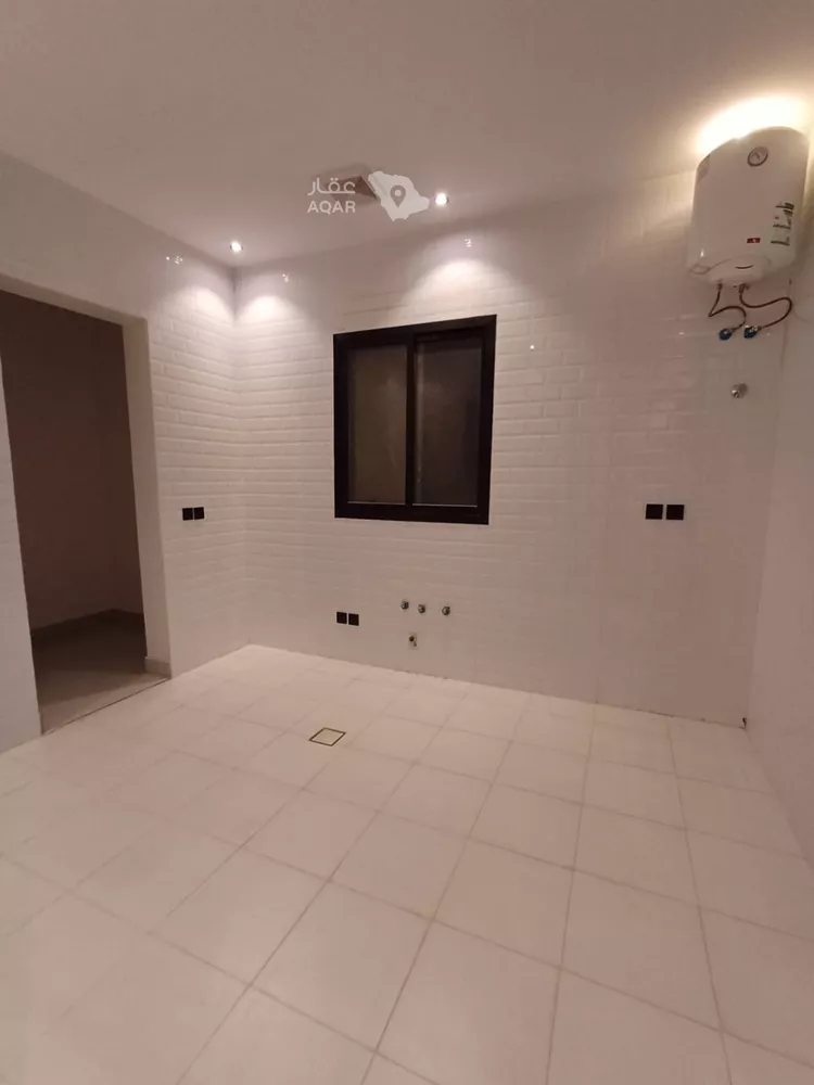 دور للبيع في شارع يوسف اللخمي, حي الرمال, مدينة الرياض, منطقة الرياض 13