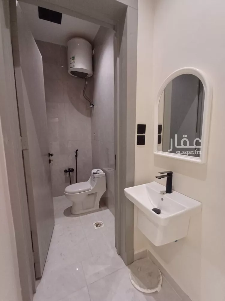 دور للبيع في شارع الربيع بن خيثم, حي البيان, مدينة الرياض, منطقة الرياض 8