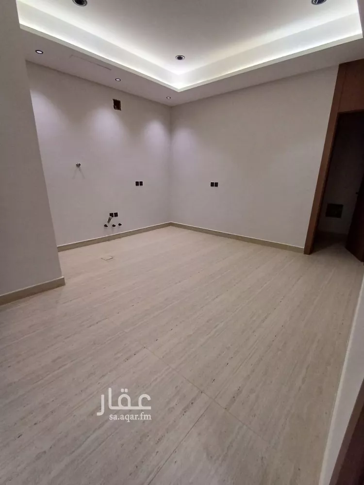 دور للبيع في شارع الشريف الكحال, حي الرمال, مدينة الرياض, منطقة الرياض 7