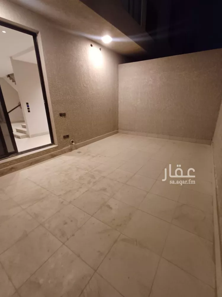 فيلا للبيع في شارع ثابت النحوي, حي الرمال, مدينة الرياض, منطقة الرياض 10