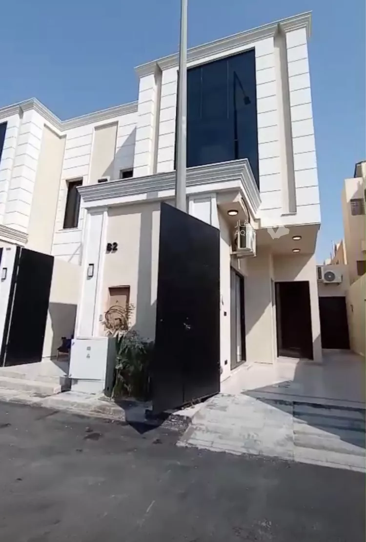 Floor for Sale in Riyadh Ishbiliyah