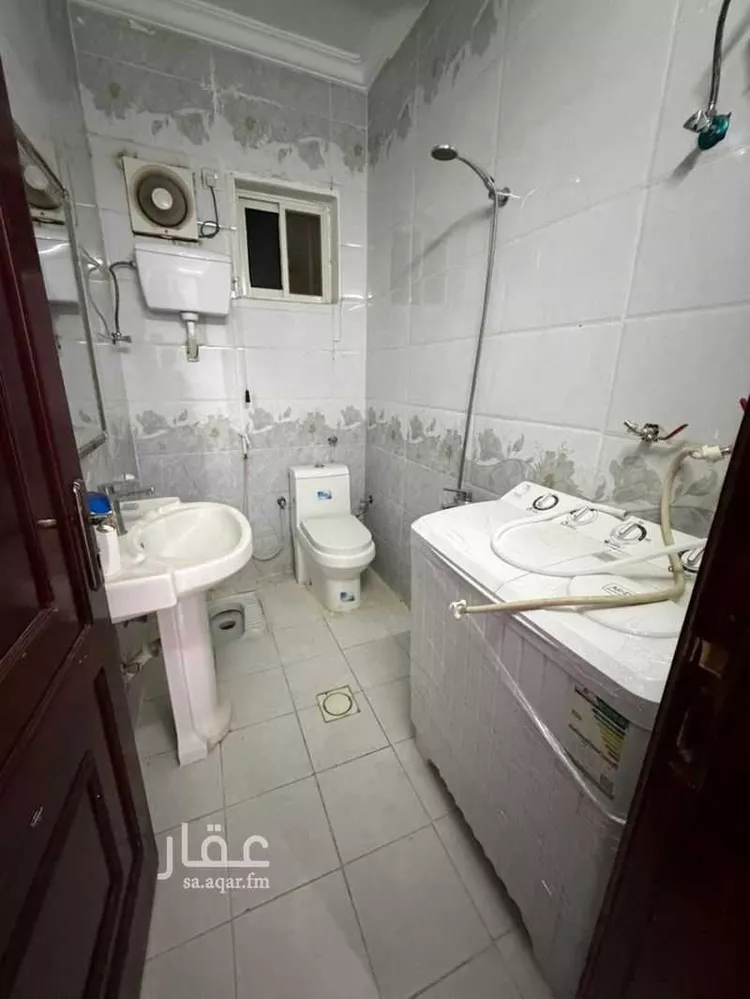 شقة للإيجار في شارع يزيد بن مره, حي الدفاع, مدينة المدينة المنورة, منطقة المدينة المنورة صورة 5