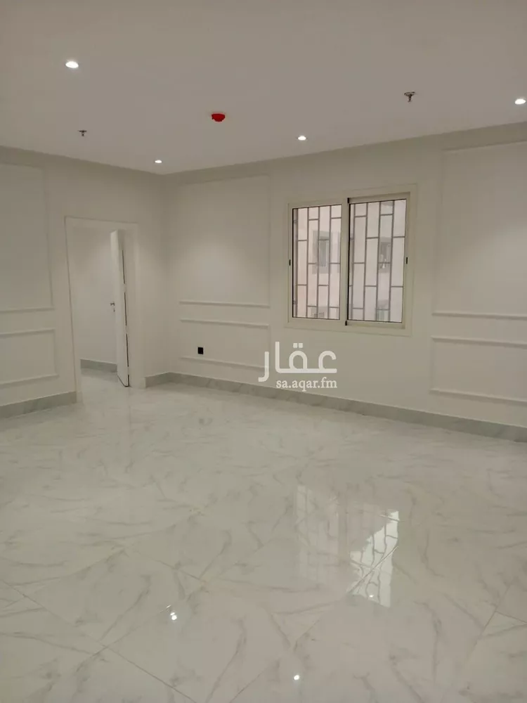 شقة للبيع في شارع النعيرية, حي الحمراء, مدينة الخبر, المنطقة الشرقية صورة 2
