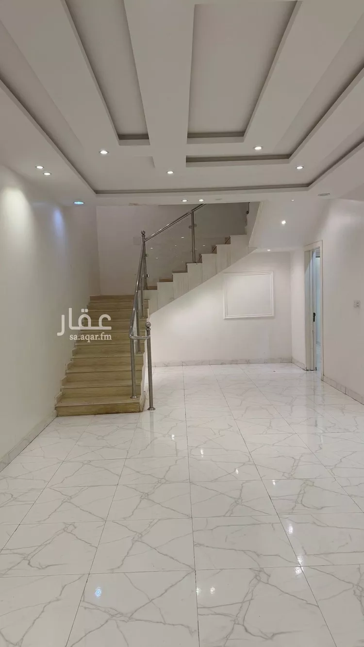 فيلا للإيجار في شارع القرابة, حي طويق, مدينة الرياض, منطقة الرياض صورة 4