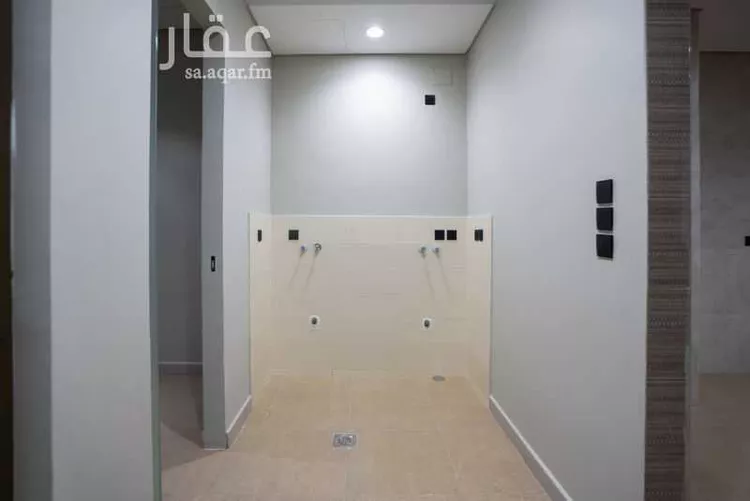 فيلا للبيع في شارع عبد الله بن حمد آل خليفة, حي الشراع, مدينة جدة, منطقة مكة المكرمة صورة 3