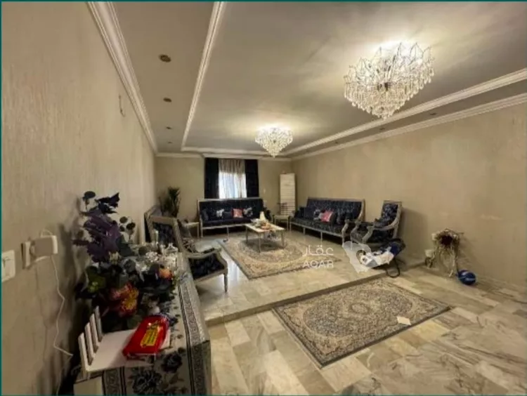 فيلا للبيع في شارع ابراهيم القرطبي, حي النهضة, مدينة جدة, منطقة مكة المكرمة 3