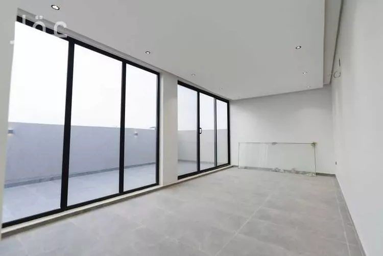 undefined صورة 4