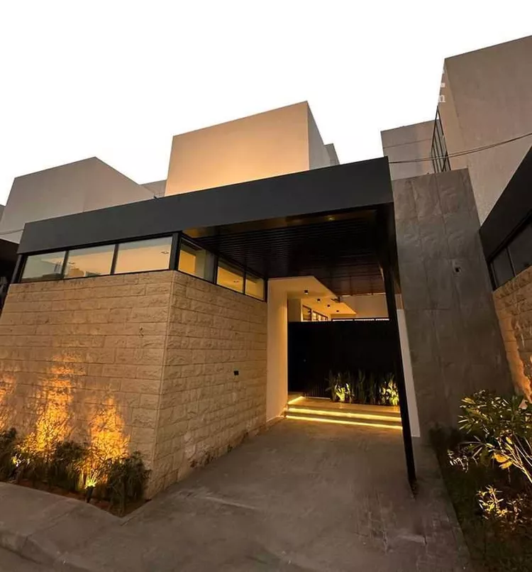 علياء بلس صورة 2