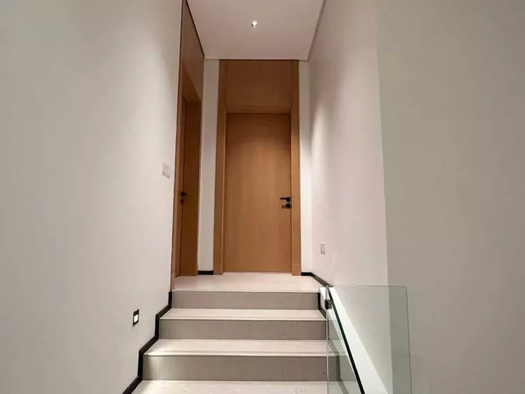 Slide image 21