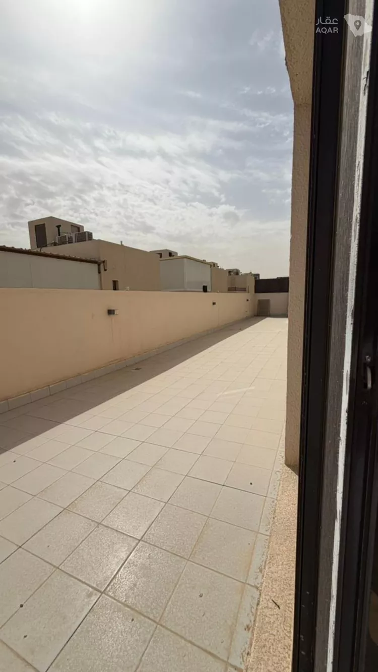 شقة للبيع في شارع محمد بن عبدالعزيز العجاجي, حي القيروان, مدينة الرياض, منطقة الرياض 25