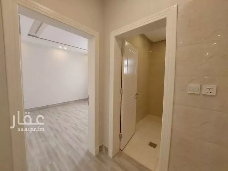 دور للبيع في شارع يحيى الزبيدي, حي العارض, مدينة الرياض, منطقة الرياض صورة 2