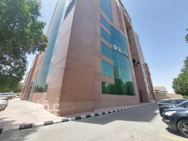 Tower for rent in Riyadh Al Wizarat صورة 3