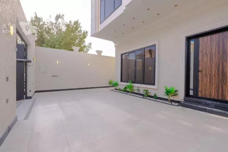 فيلا للبيع في شارع أحمد آل عبدالقادر, حي النرجس, مدينة الرياض, منطقة الرياض 19