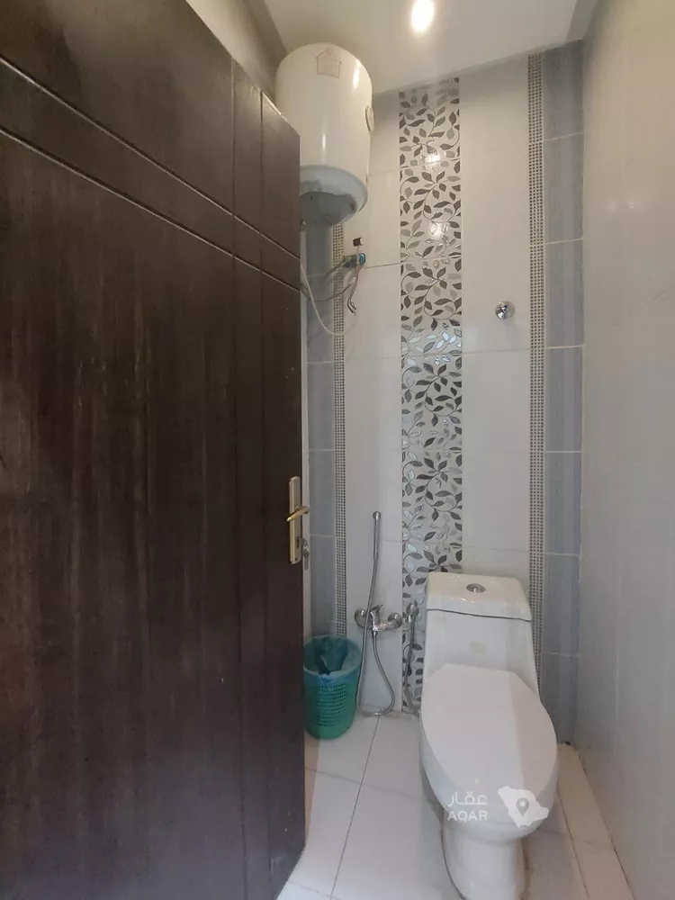 عمارة للإيجار في شارع أبي الحسن الزنبقي, حي عرقة, مدينة الرياض, منطقة الرياض 12