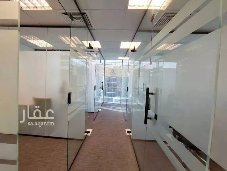 مكتب تجاري للإيجار في شارع رقم 92, حي العليا, مدينة الرياض, منطقة الرياض صورة 5