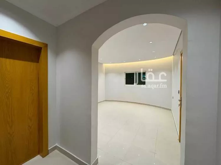 فيلا للبيع في شارع محمد بن البناء, حي إشبيلية, مدينة الرياض, منطقة الرياض 8