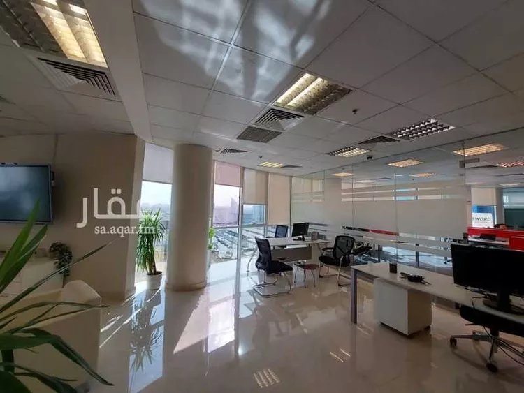 مكتب تجاري للإيجار في شارع رقم 92, حي العليا, مدينة الرياض, منطقة الرياض صورة 3