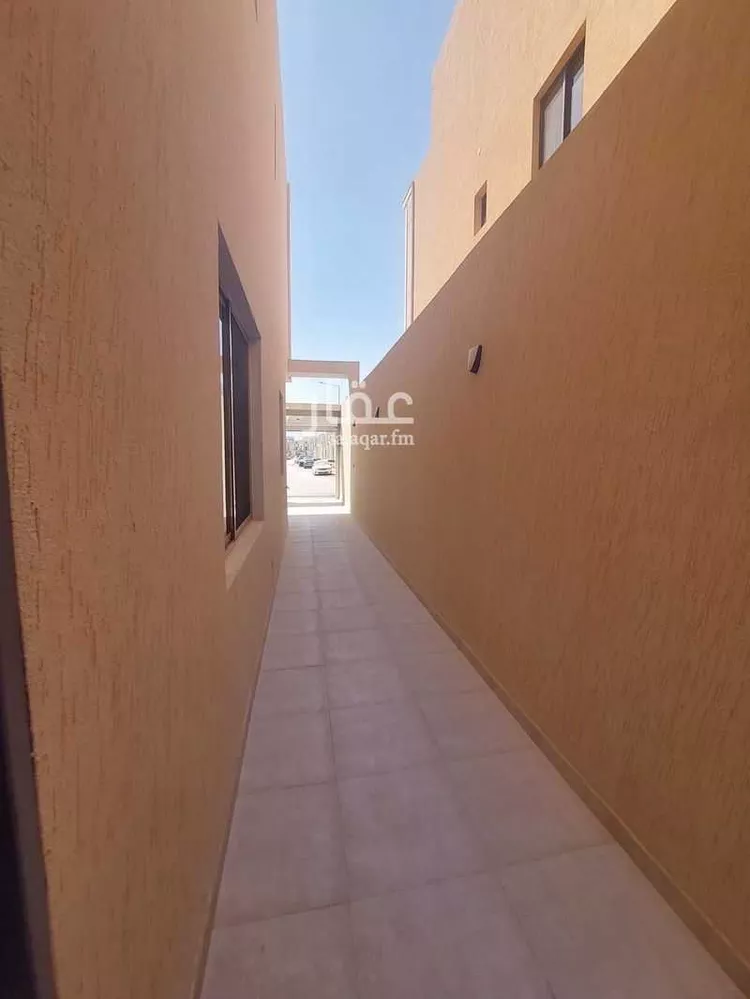 دور للبيع في شارع رقم 102, حي الجنادرية, مدينة الرياض, منطقة الرياض 12