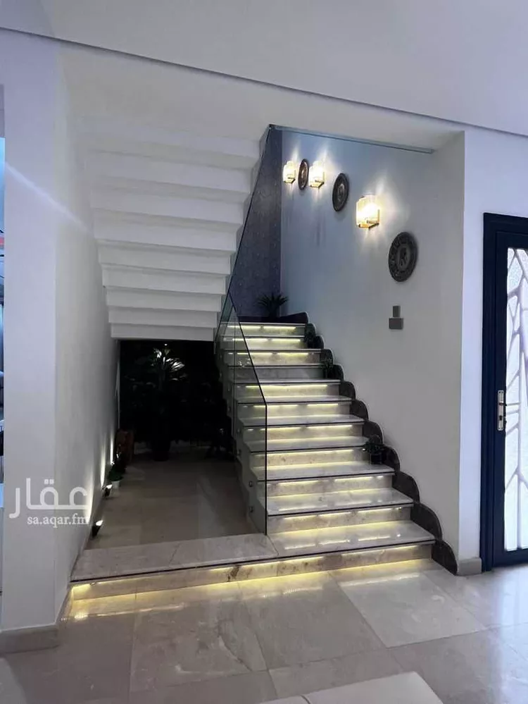 فيلا للإيجار في شارع محمد بن الحنفية, حي الرفيعة, مدينة الرياض, منطقة الرياض 10