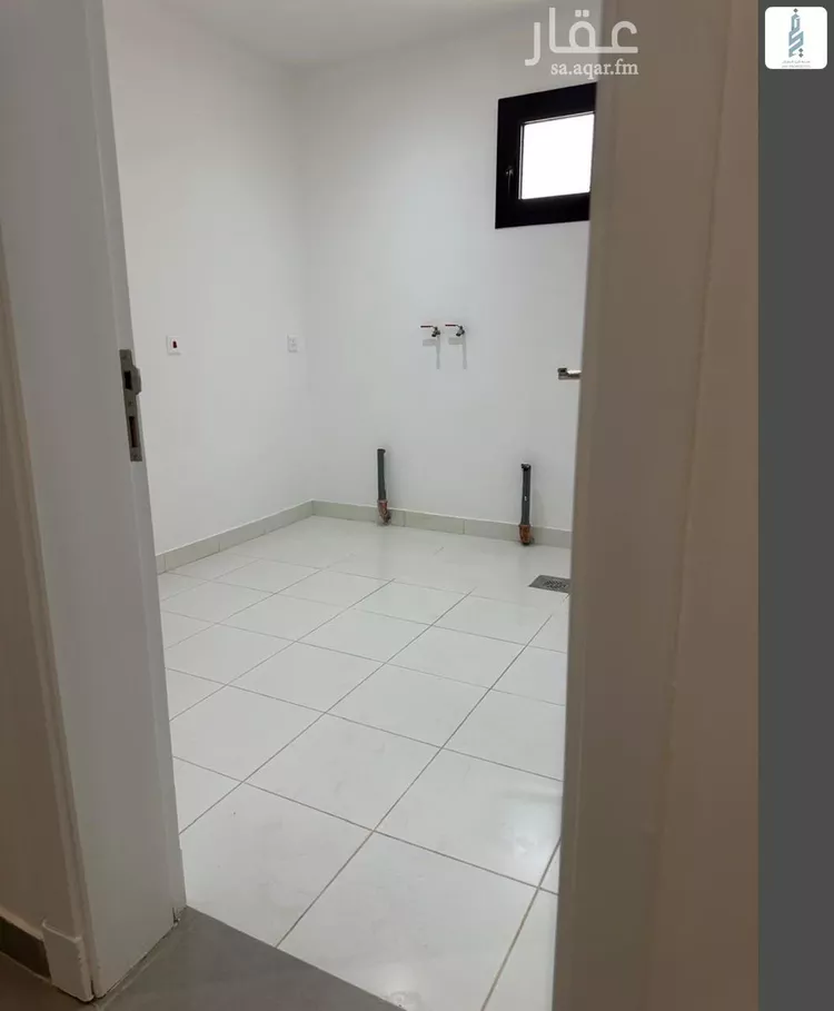 فيلا للإيجار في شارع الإمام عبدالله بن ثنيان آل سعود, حي الربوة, مدينة الرياض, منطقة الرياض صورة 5