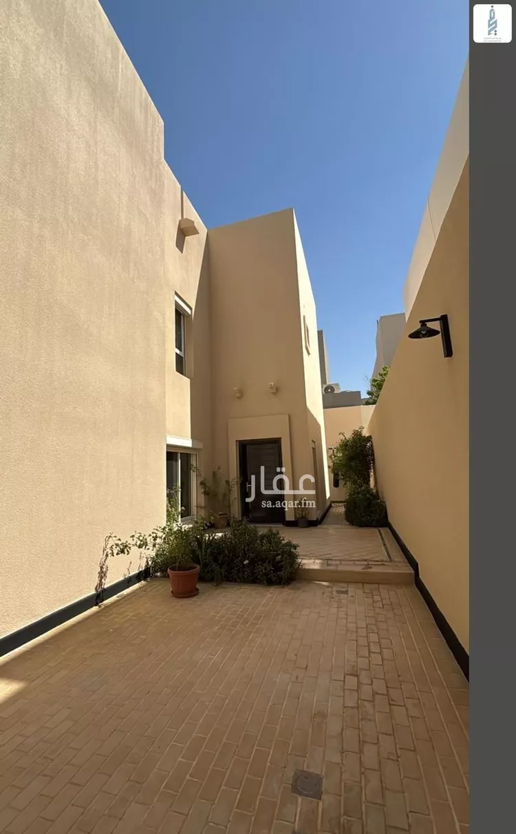فيلا للإيجار في شارع رقم 42, حي الياسمين, مدينة الرياض, منطقة الرياض صورة 2