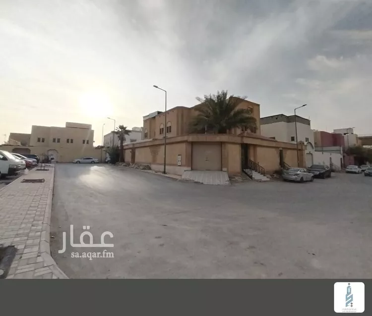 فيلا للبيع في شارع أبي المناقب الدينوري, حي السويدي الغربي, مدينة الرياض, منطقة الرياض صورة 3