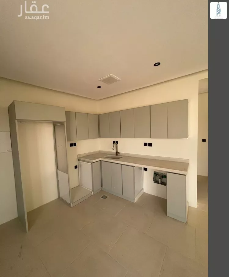 عمارة للبيع في شارع أبي الحجاج المقدسي, حي السليمانية, مدينة الرياض, منطقة الرياض 8