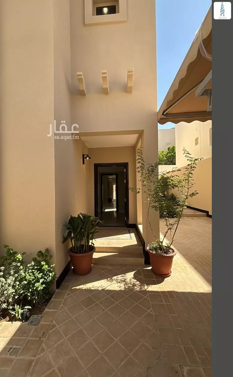 فيلا للبيع في شارع رقم 42, حي الياسمين, مدينة الرياض, منطقة الرياض صورة 2